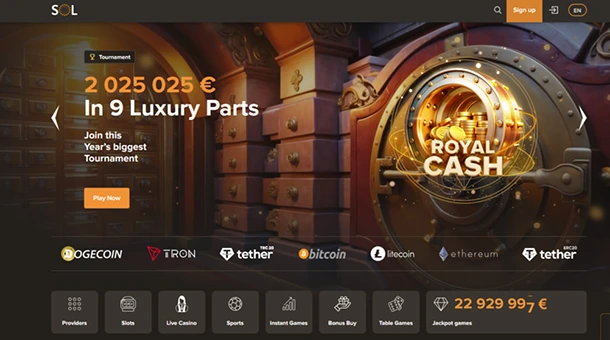 Интерфейс официального сайта Sol Casino с игровыми автоматами и бонусными предложениями